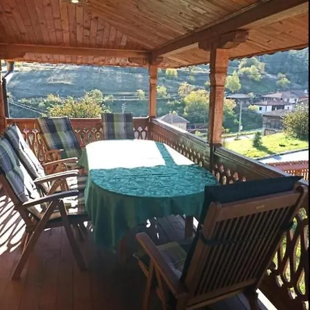 феникс Vendégház