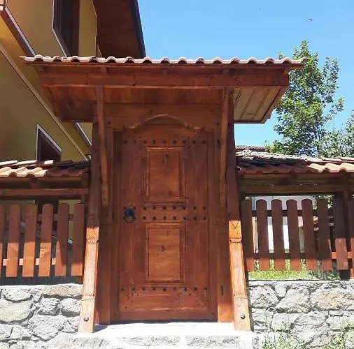 феникс 3* Kopriwsztica